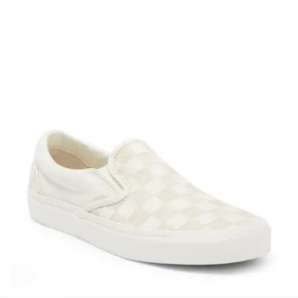 Vans White Quilted Slip-On Sneakers